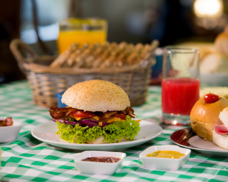 Pães Astral em Montes Claros que agradam toda a família, do lanche infantil ao gourmet
